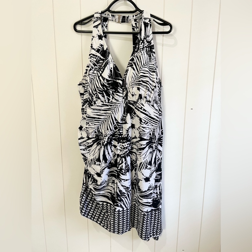 Swim 365 One Piece  Floral Tropical swimsuit dress size 20 Navy white